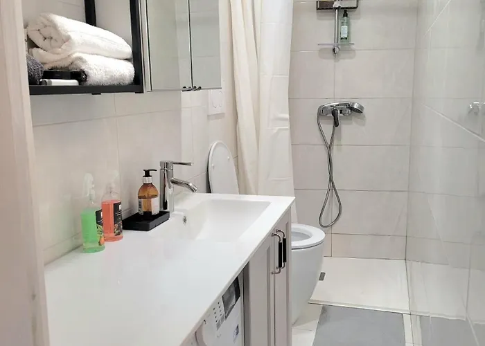 Menton, Old Town Apartamento *